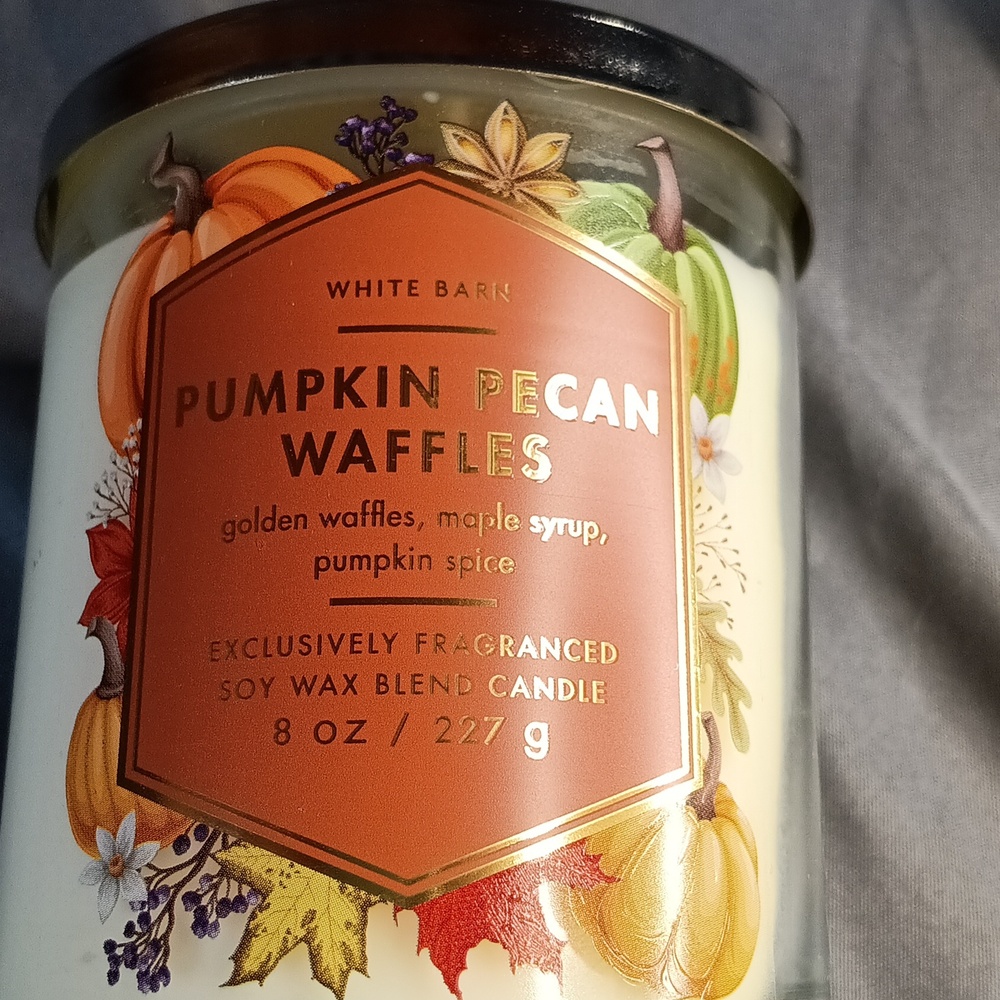 White Barn Pumpkin Pecan Waffles Single Wick Candle